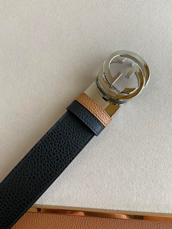 スーパーコピーグッチベルト素材ディテール